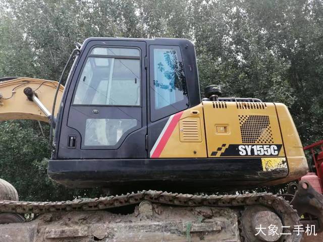 三一重工 SY135C 挖掘机