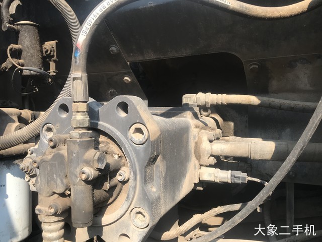 住友 SH210-5 挖掘机