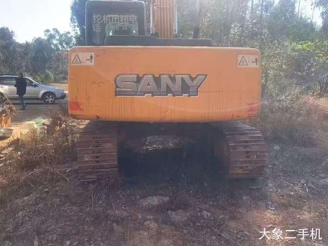 三一重工 SY135C 挖掘机