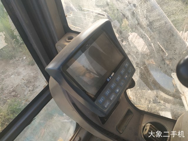 徐工 XE370CA 挖掘机