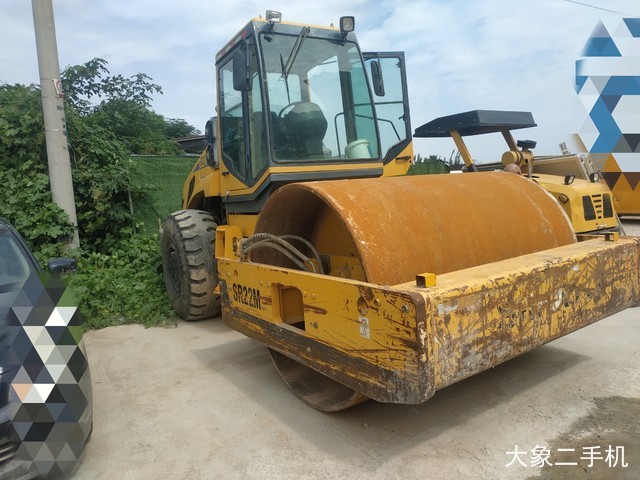 山推 SR22M 压路机