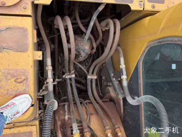 山东临工 E6135F 挖掘机