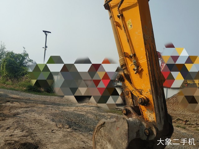 龙工 LG6215 挖掘机