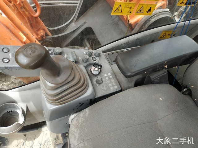 日立 ZX210LC-5G 挖掘机