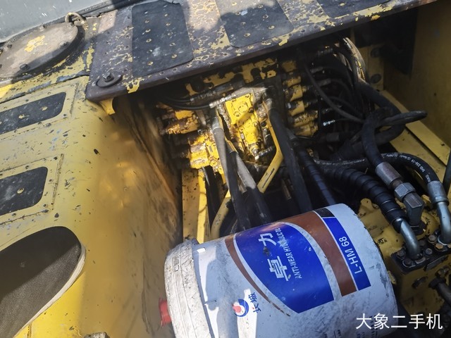 小松 PC210-8 挖掘机