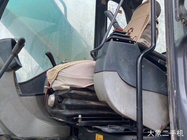 神钢 SK350LC-8 挖掘机