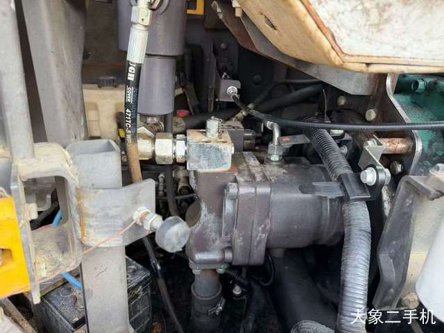 沃尔沃 EC80D 挖掘机