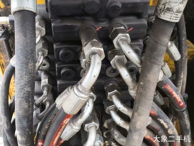 徐工 XE60CA 挖掘机