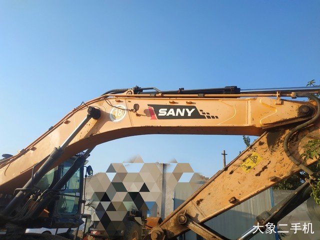 三一重工 SY365H 挖掘机