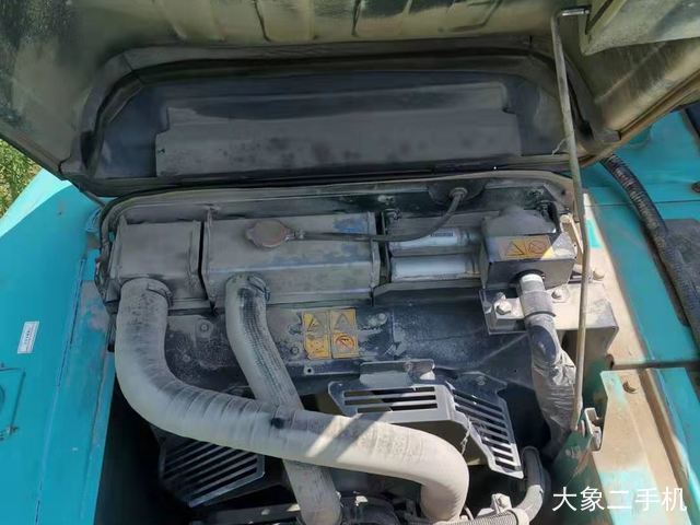 神钢 SK130-8 挖掘机