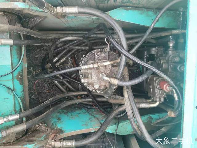 神钢 SK230 挖掘机