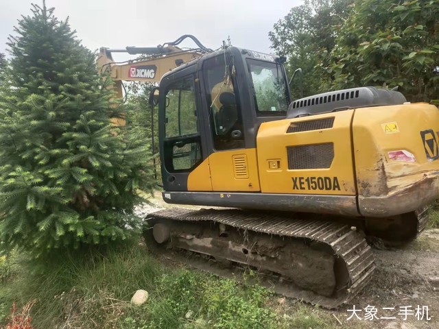 徐工 XE135D 挖掘机