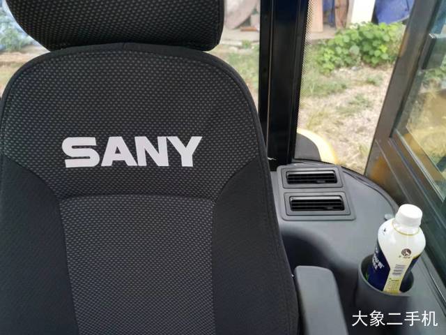 三一重工 SY55C 挖掘机