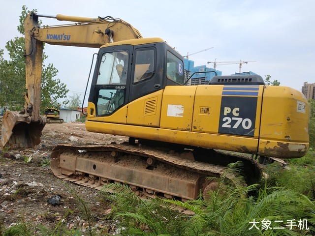 小松 PC220-7 挖掘机