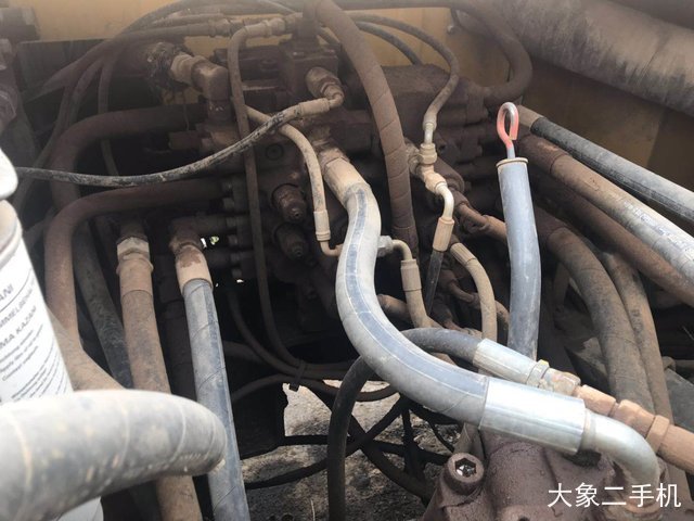 沃尔沃 EC210BLC 挖掘机