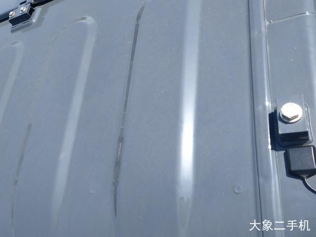 神钢 SK130-8 挖掘机