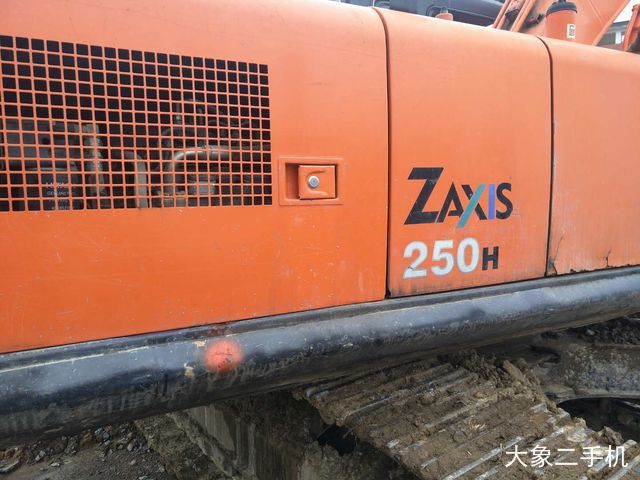 日立 ZX210LC-3G 挖掘机