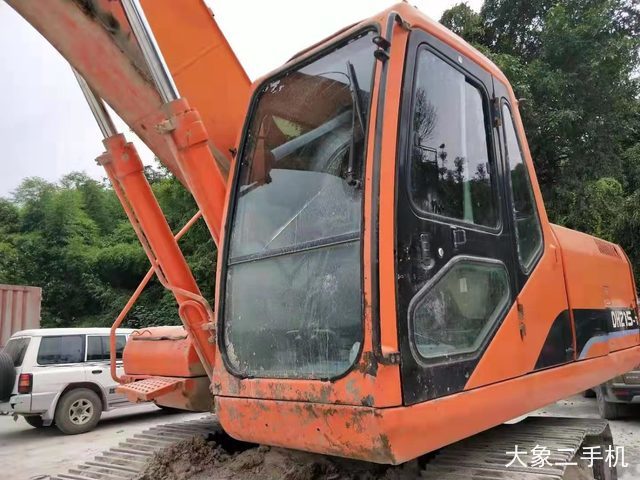 斗山 DH215-7 挖掘机