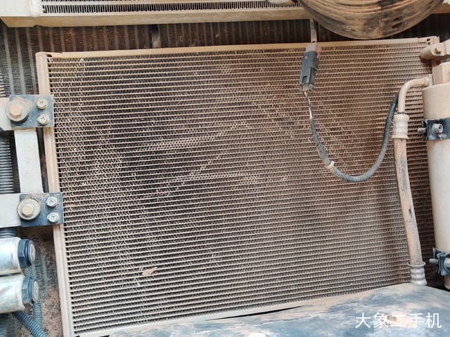 三一重工 SY75C 挖掘机