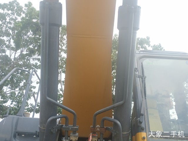 徐工 XE370D 挖掘机