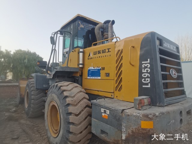山东临工 LG953L节能型 装载机