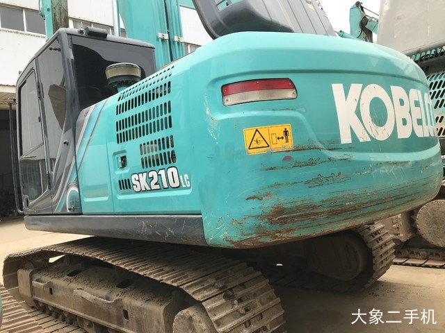 神钢 SK200-10 挖掘机