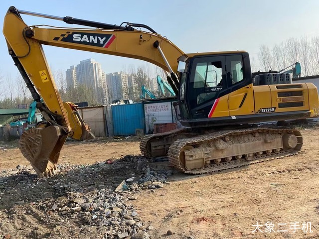 三一重工 SY225H 挖掘机