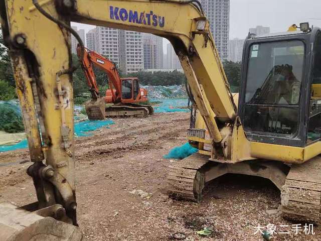 小松 PC60-8 挖掘机