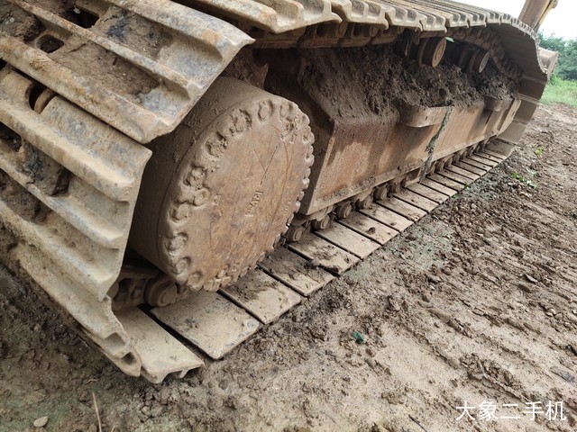 小松 PC240LC-8M0 挖掘机