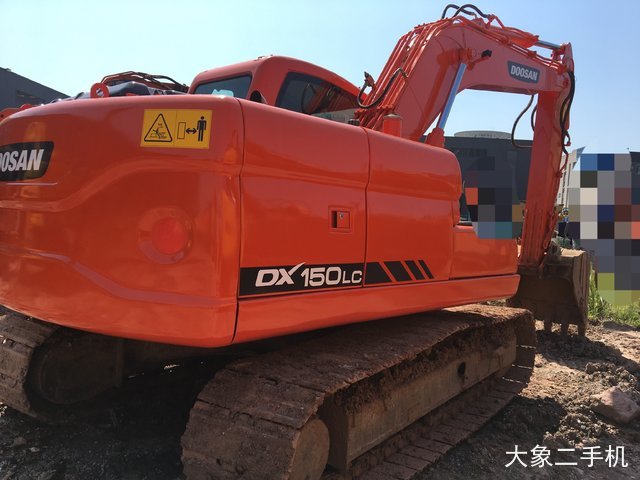 斗山 DX150LC 挖掘机
