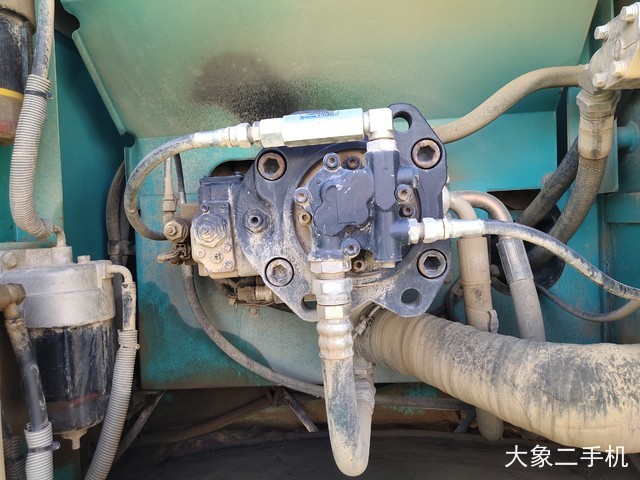 神钢 SK350LC-8 挖掘机