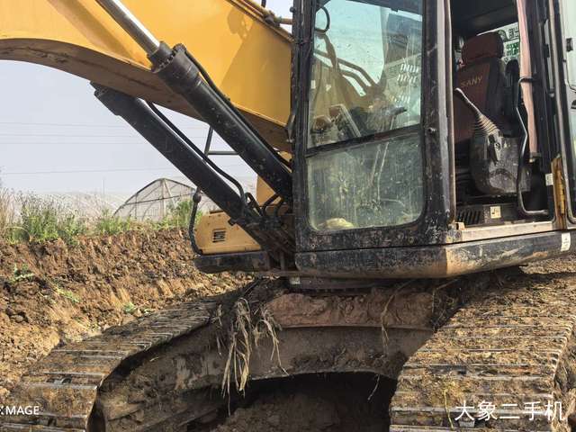 三一重工 SY200C 挖掘机