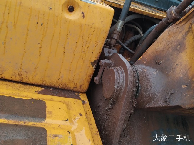 现代 R225LC-7 挖掘机