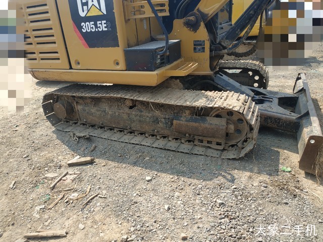 卡特彼勒 305.5E2小型液压 挖掘机