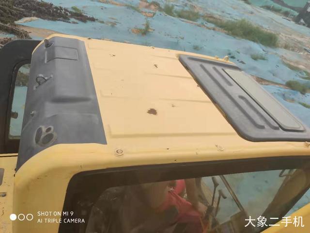 小松 PC240LC-8 挖掘机