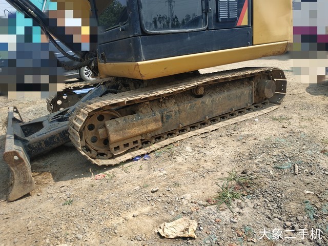 卡特彼勒 305.5E2小型液压 挖掘机