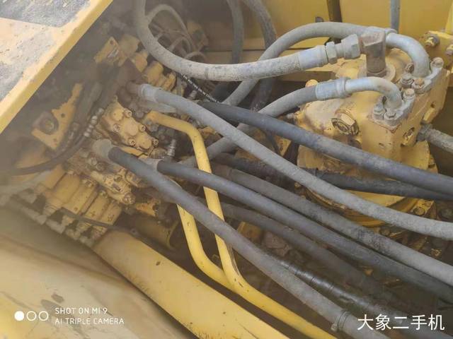 小松 PC240LC-8 挖掘机