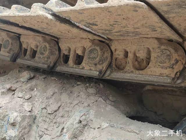 卡特彼勒 323DL 挖掘机