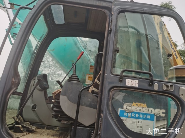 神钢 SK350LC-8 挖掘机