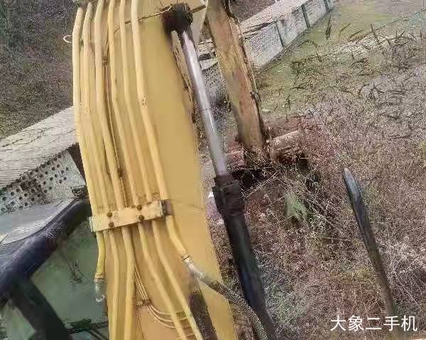 卡特彼勒 323DL 挖掘机