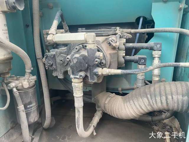 神钢 SK140LC 挖掘机