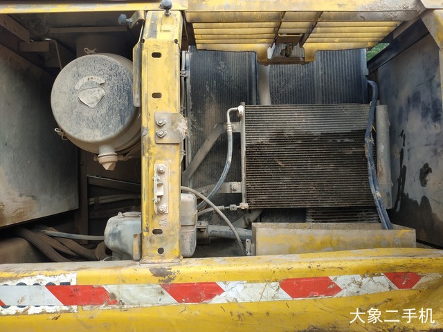 小松 PC220-8 挖掘机