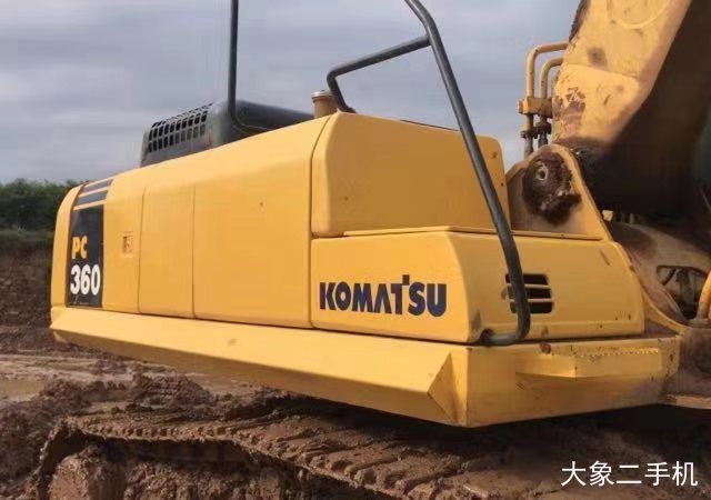 小松 PC360-8 挖掘机