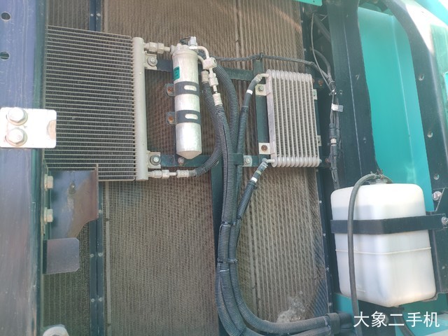 神钢 SK330-10 挖掘机