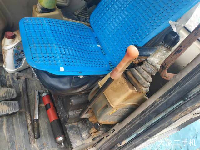 雷沃重工 FR65 挖掘机