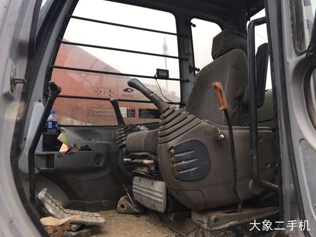 日立 EX200-5 挖掘机