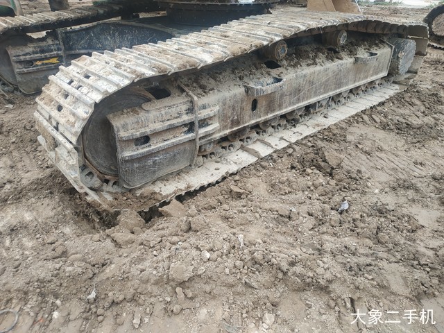 三一重工 SY215C-10 挖掘机