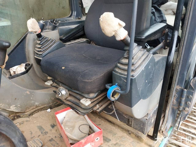 神钢 SK460-8 挖掘机