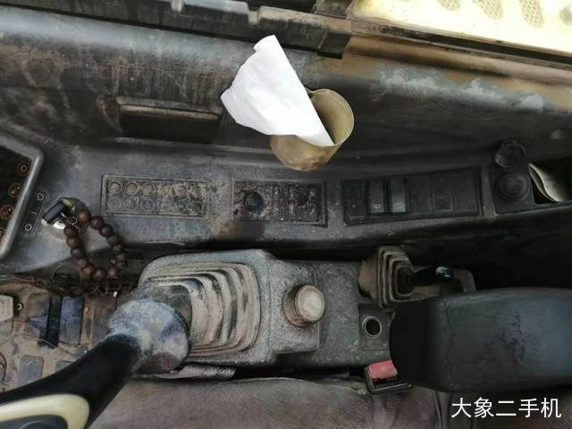 现代 R60-9 挖掘机