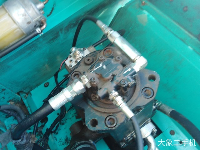 神钢 SK250-8 挖掘机
